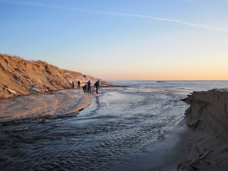 Речка с засасывающим дном