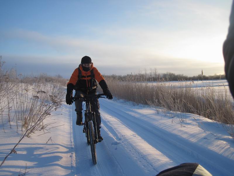 Едем по ней