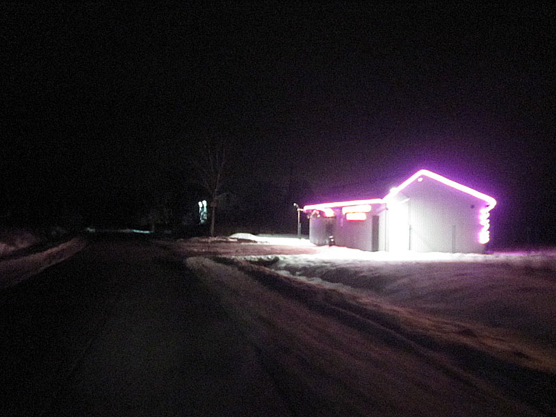 Розовый магаз в Добром