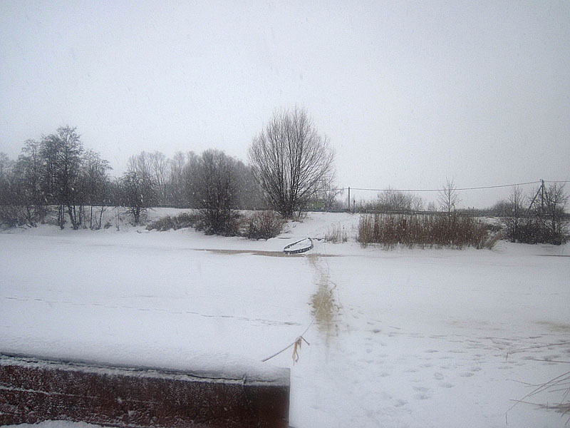 Переехал её верхом