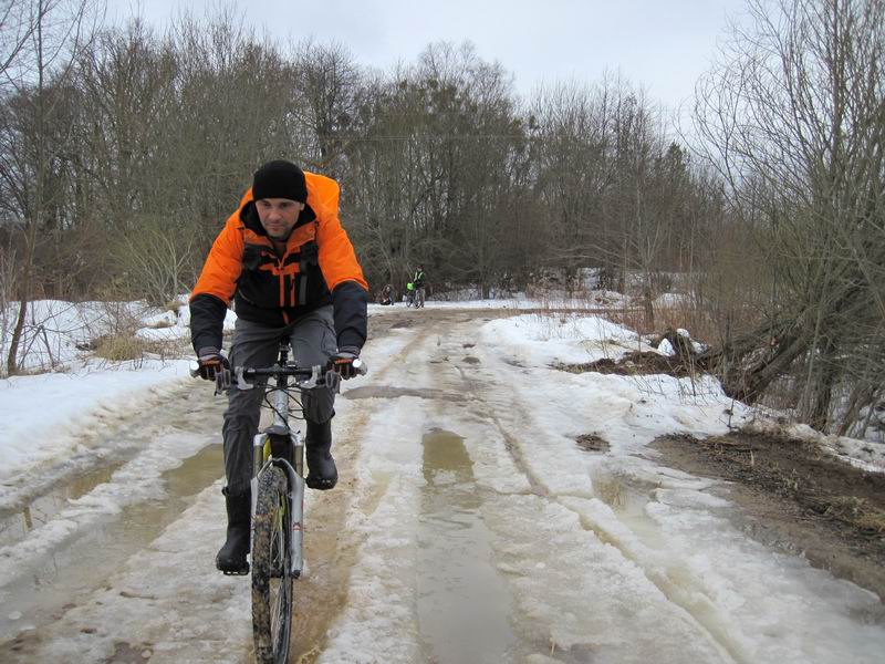 Поехали дальше