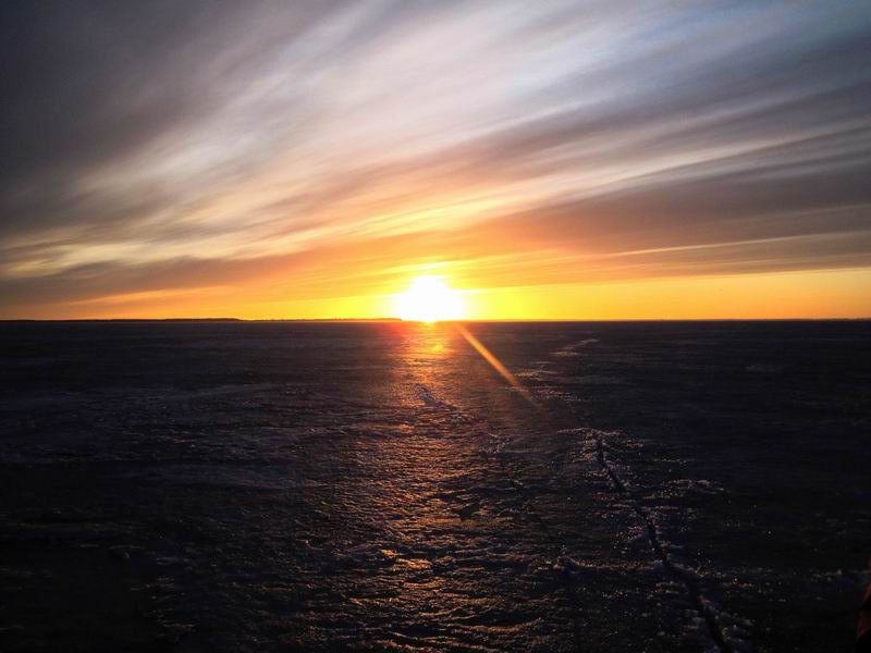 Закат на заливе