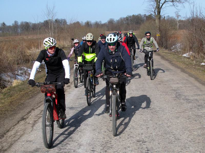 Проехали Веселовку.