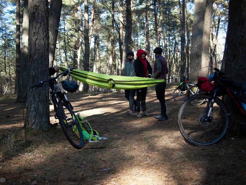 Бывалые велотуристы.