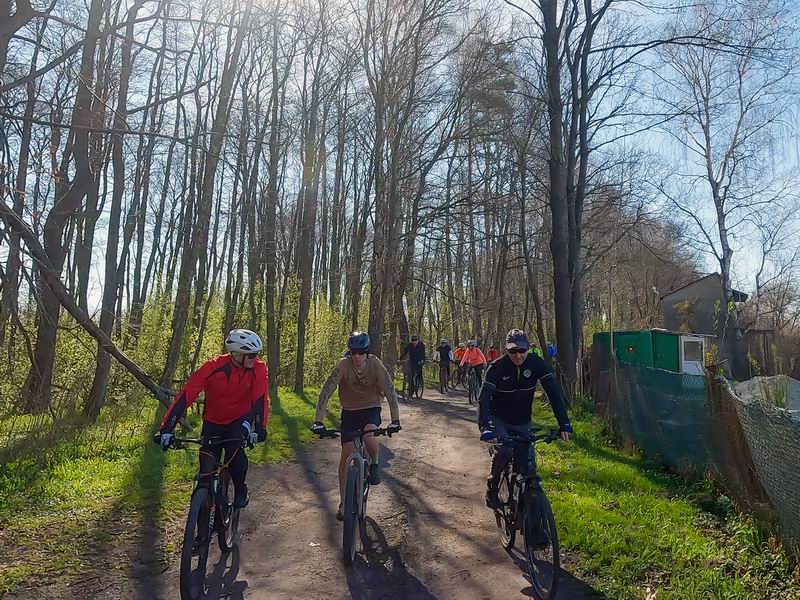 Подъезжаем к Рябиновке.