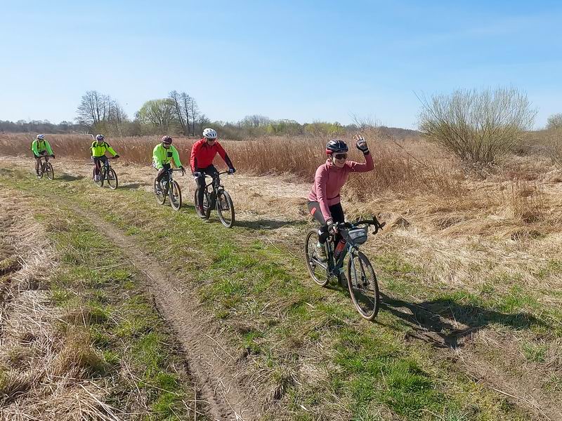Благоприятное время для проезда, пока сухо и нет травы.