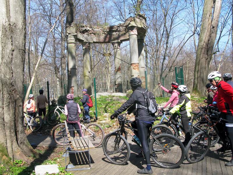 Фото с Ротондой.