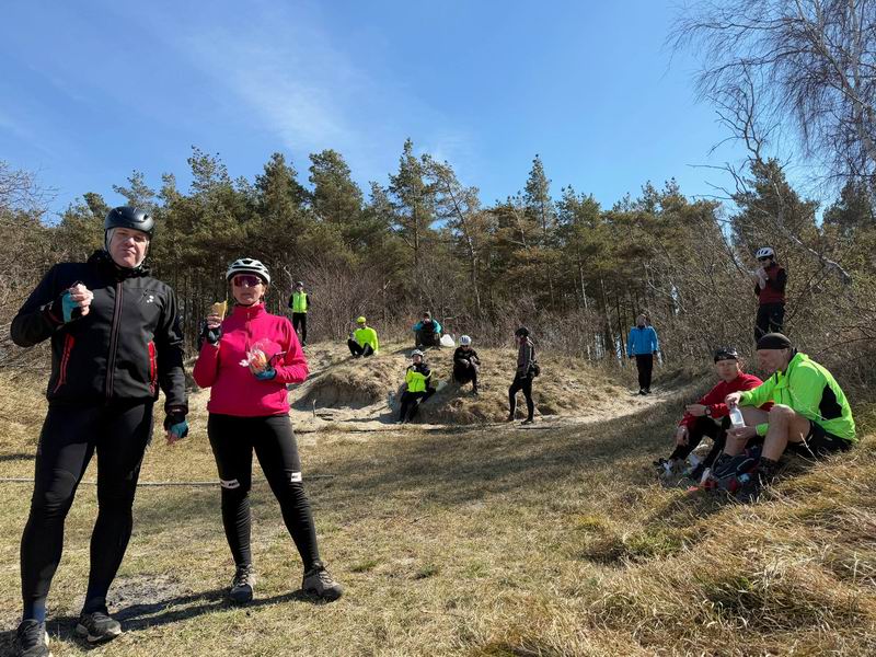 Поляна у моря.