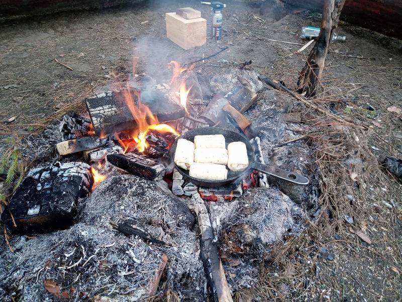 На утро - тоже блины с мясом