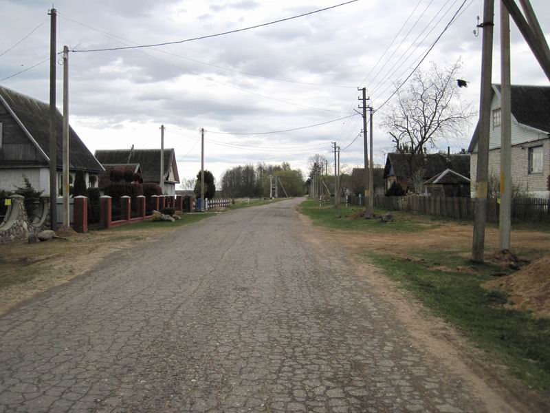 Ул. Полоцкая в Дисне