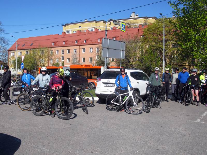 Народу много, не все поместились в общее фото.